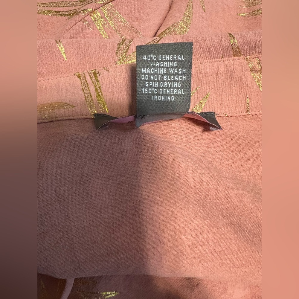 Olivia & Martin 1X Peach V-Neck Tunic Gold Foil Popover Cuff Sleeve Women Top - Picture 6 of 7